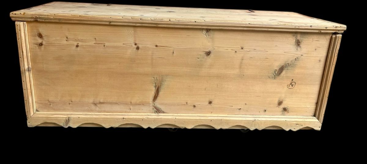 Truhen: Schöne, einfache Tannenholz Truhe aus dem Engadin – Gebraucht aus Ottikon von san_w99n 7