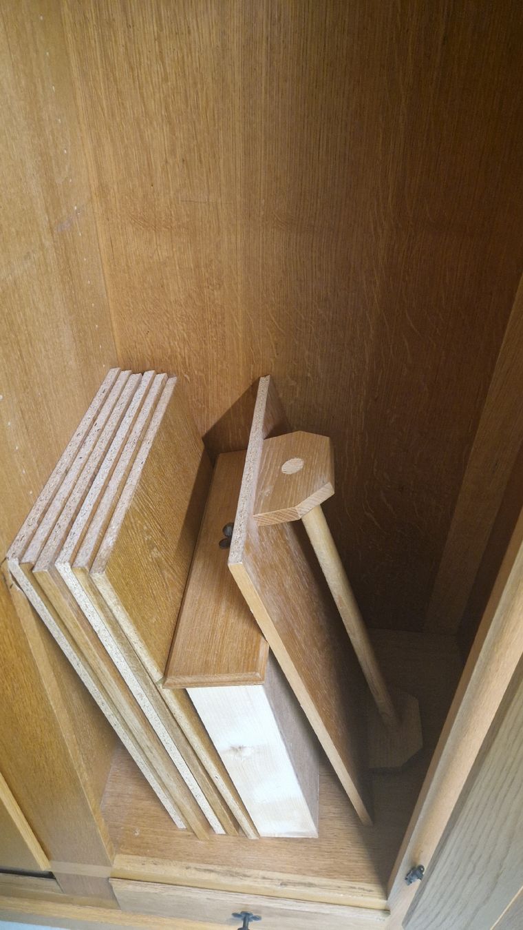 Armadi: Bauernschrank Holz massiv – Usato da Weisslingen venduto da fuesel 1