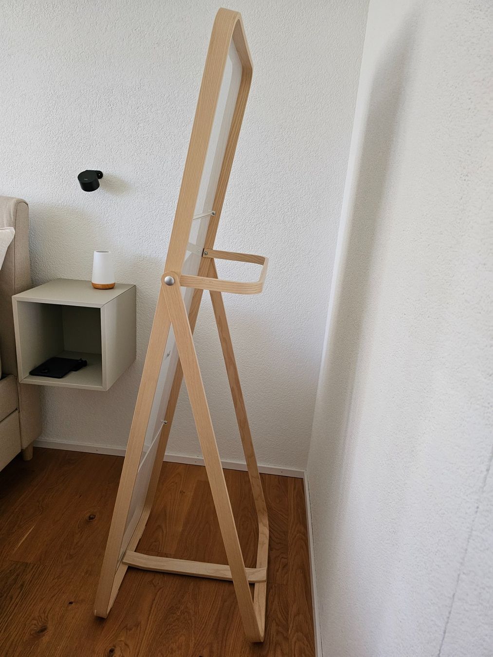 Ikea Spiegel: IKEA Standspiegel – Gebraucht aus Wetzikon ZH von maj_f8sr 1