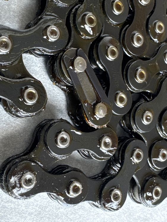 Pezzi di ricambio: Velokette, Fahrradkette neu und original verpackt 1/2 x 1/8 – Nuovo e nell'imballaggio originale da Fehraltorf venduto da habibi2008 2