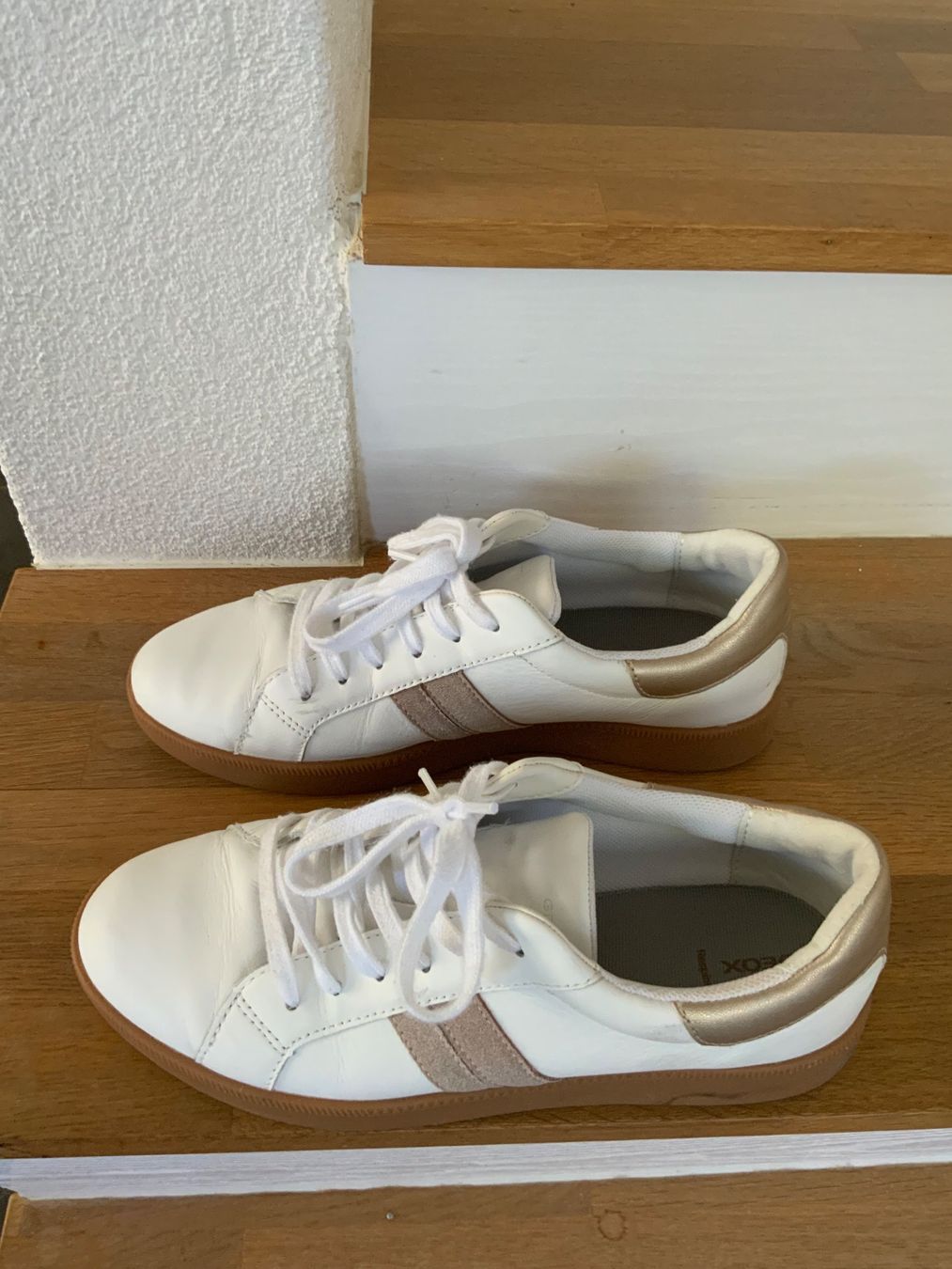 Geox Chaussures femmes: Geox Sneaker – D'occasion à Therwil par Schelmij 1