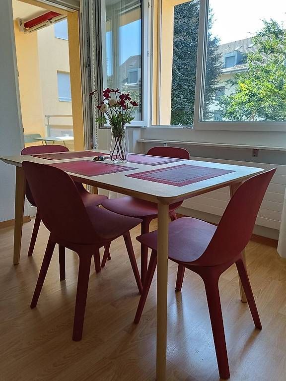 Tavoli: LISABO Tisch, Eschenfurnier  CHF 110 – Usato da Langenthal venduto da kat_fcy9