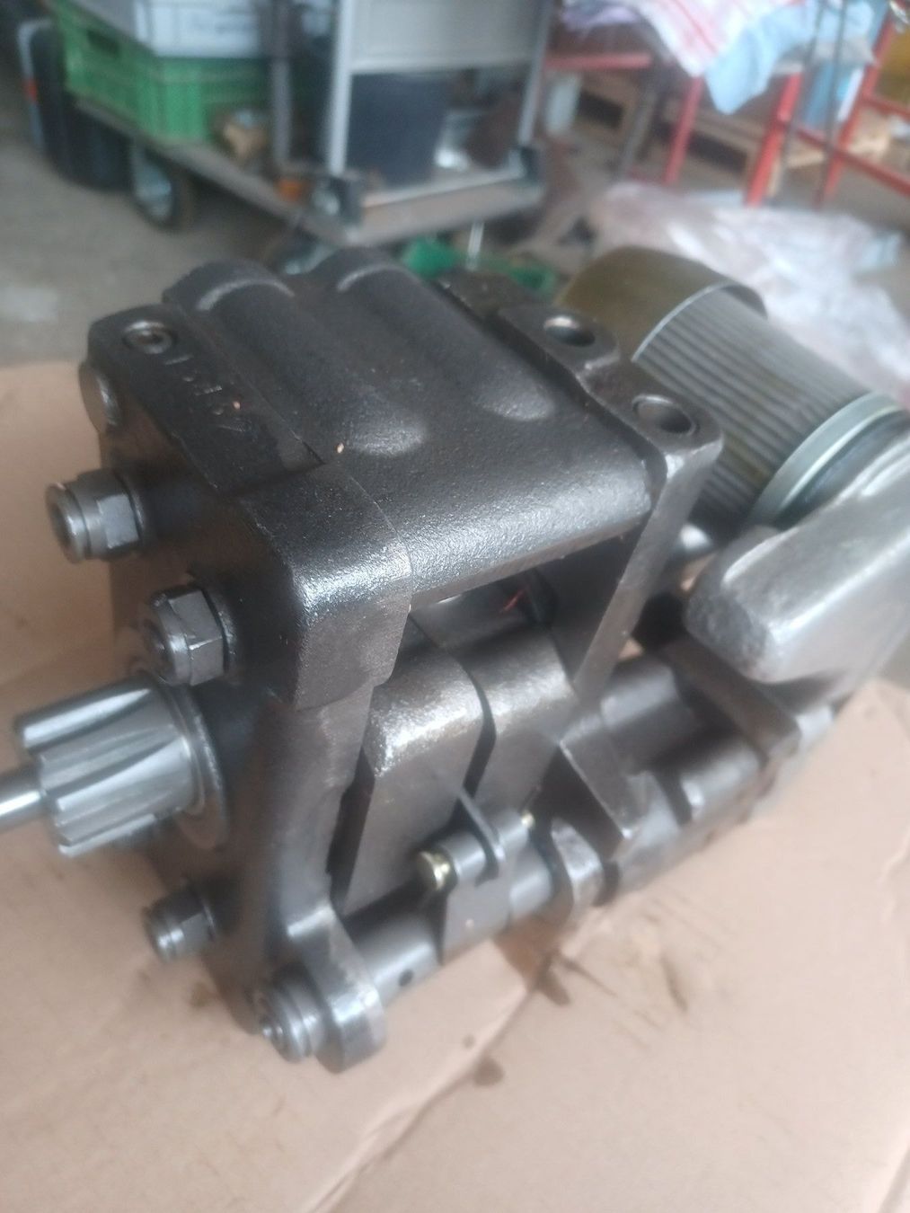 Massey Ferguson Trattori: MF-Hydraulikpumpe – Nuovo e nell'imballaggio originale da Rothenthurm venduto da mf-schuler 2