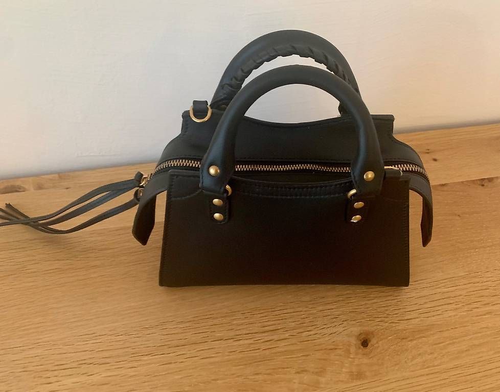 Balenciaga Borse da donna: Balenciaga Tote Neo Classic Mini – Nuovo (secondo la descrizione) da Spreitenbach venduto da LaMartina22 2