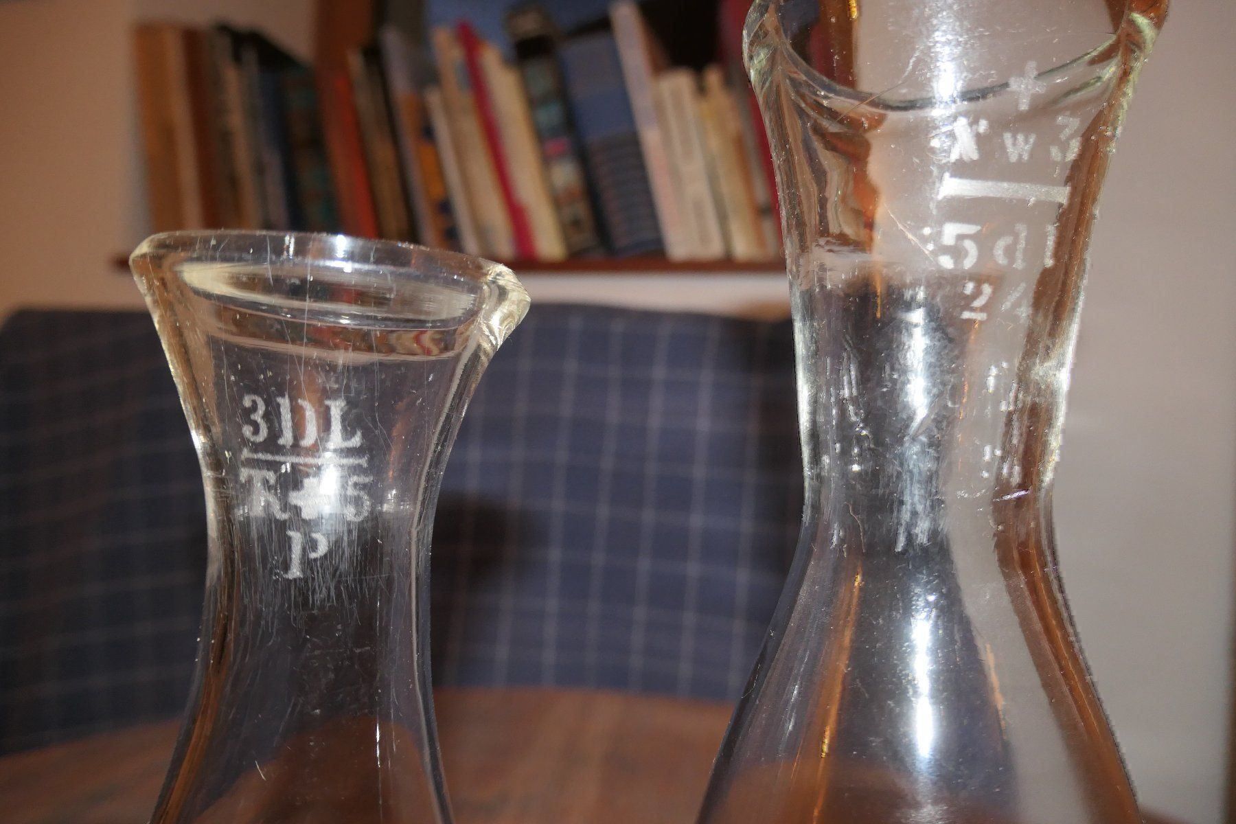 Caraffe: 2 schöne Karaffen – Usato da Fürstenaubruck venduto da PizBeverin2018 1