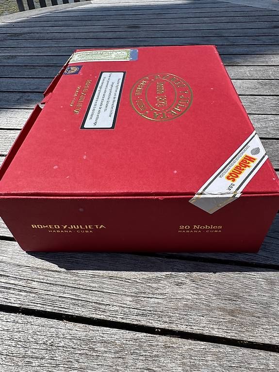 Sigari: Romeo & Julieta Linea de Oro Nobles Zigarren – Usato da kreuzlingen venduto da hel_v9zj 1