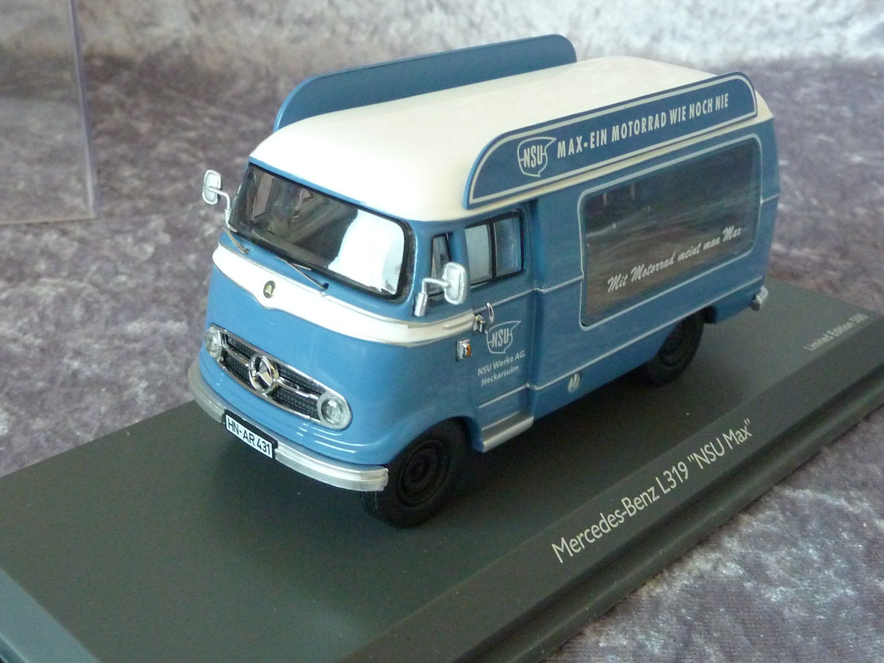 Schuco Voitures modèles: Mercedes L319 mit NSU Max 1:43 – Neuf (Voir description) à Dürrenäsch par modellautos4you 1