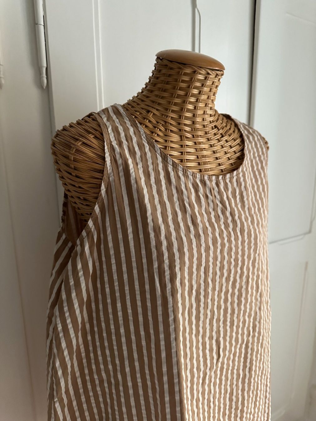 Kleider: NEW COLLECTION - Kleidchen braun-weiss gestreift S – Gebraucht aus Zürich von Diazaio 1