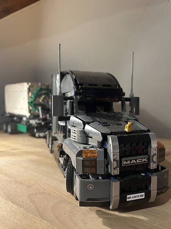 Kit di costruzioni: Lego Mack Anthem – Usato da Heerbrugg venduto da Manuela.Gschwend