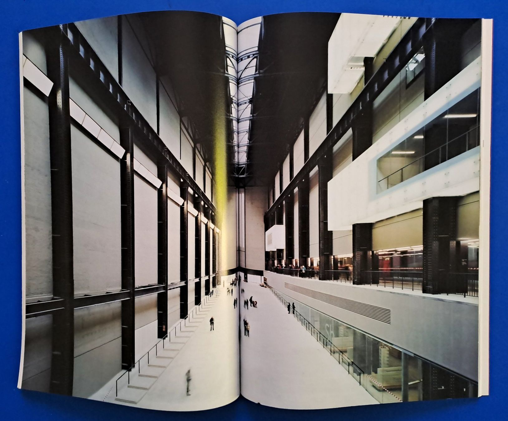 Libri: TATE MODERN VON HERZOG & DE MEURON DU 706/2000 TOP – Usato da Zürich venduto da archiphil 6