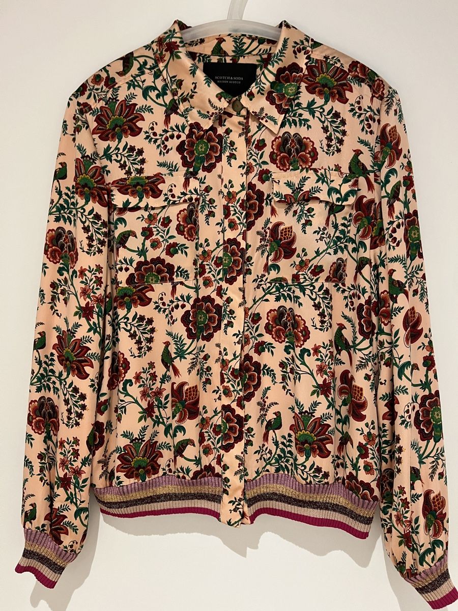 Maison Scotch Jacken: Blouson reine Seide, Maison Scotch, Gr 2 – Gebraucht aus schaan von Ak9jg8