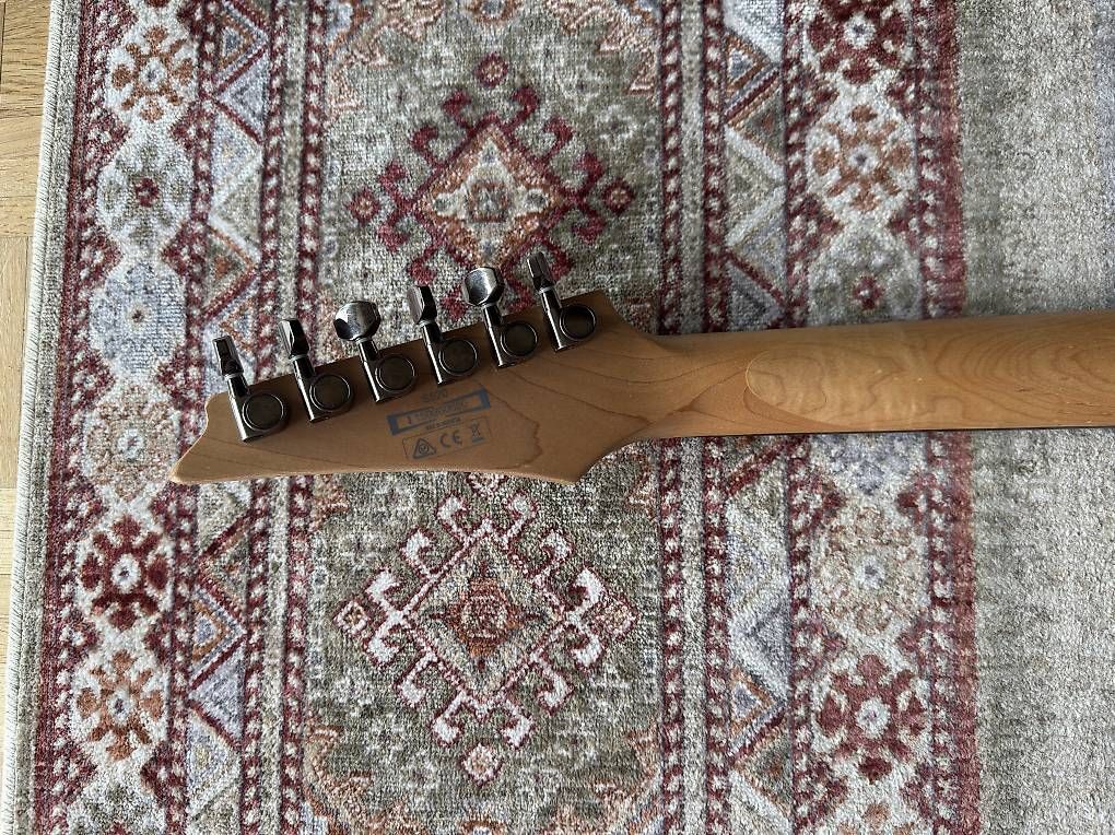Strumenti musicali: Ibanez s520 relic – Usato da Blonay venduto da Hadja 3