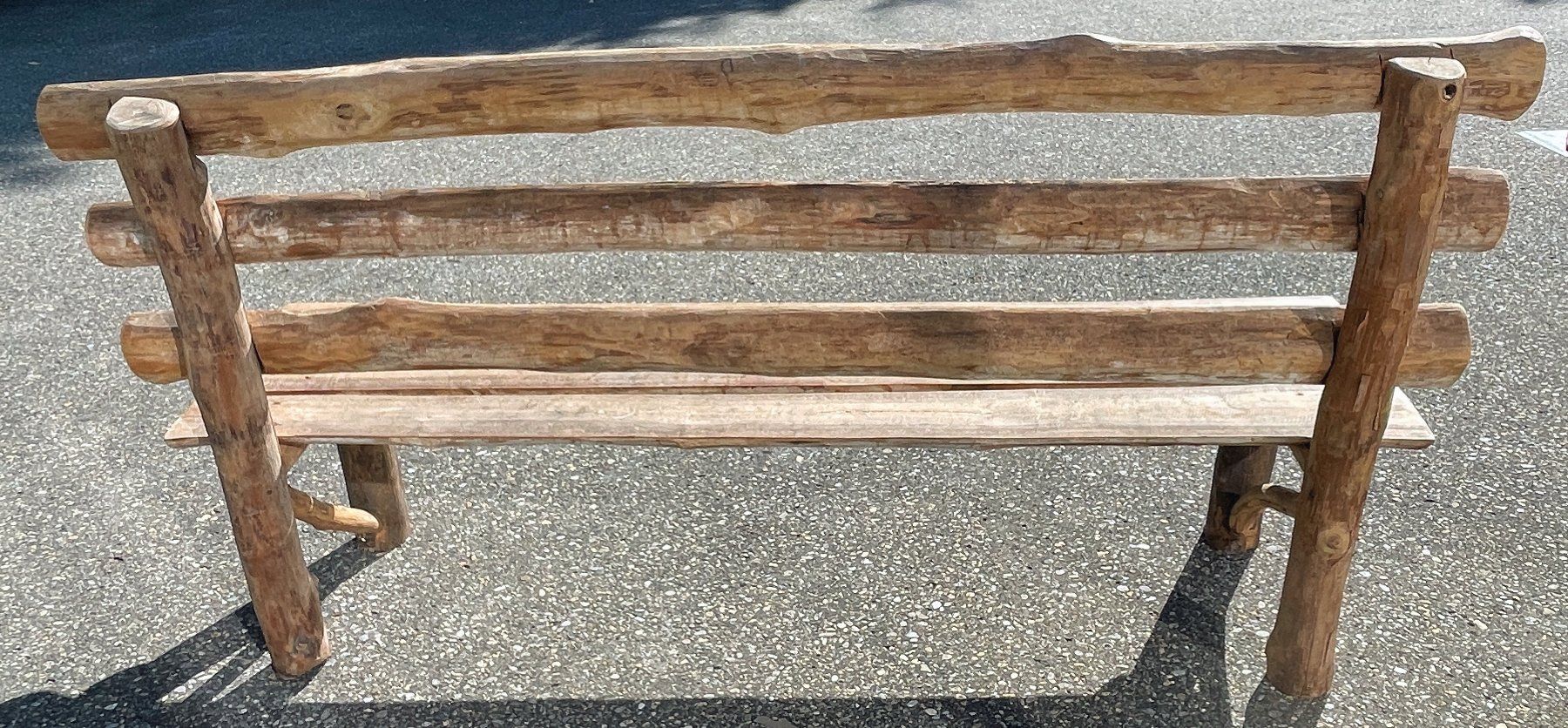 Panchine: Rustikale Bank aus Eukaliptus-Holz – Nuovo (secondo la descrizione) da Chur venduto da elifornico 1