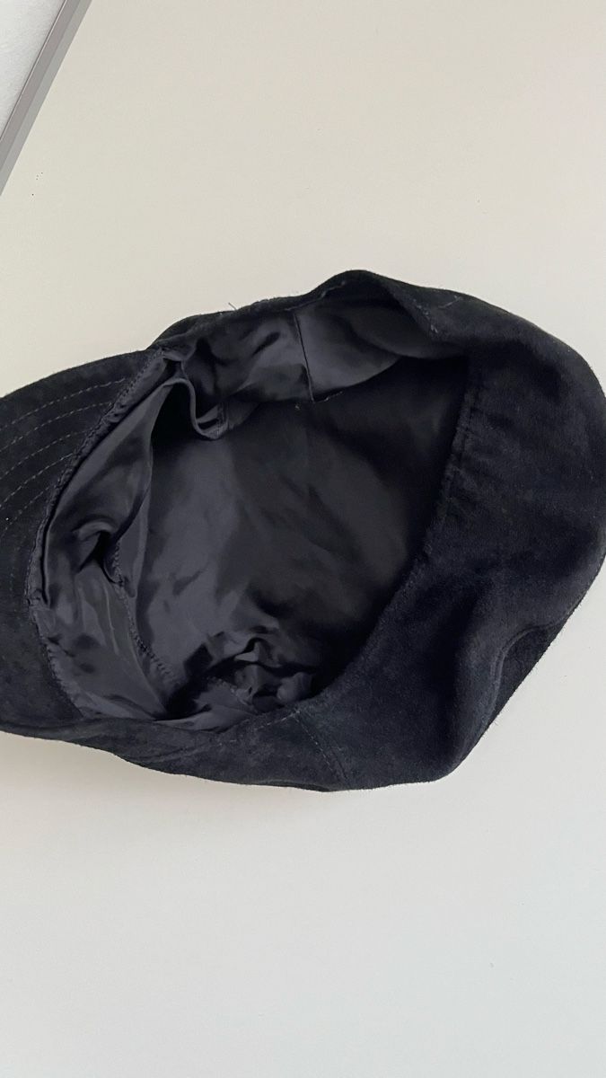 Copricapi, berretti & cappellini: Kappe Samtleder Gr.55-57 – Nuovo (secondo la descrizione) da Stäfa venduto da Exclusive0 4