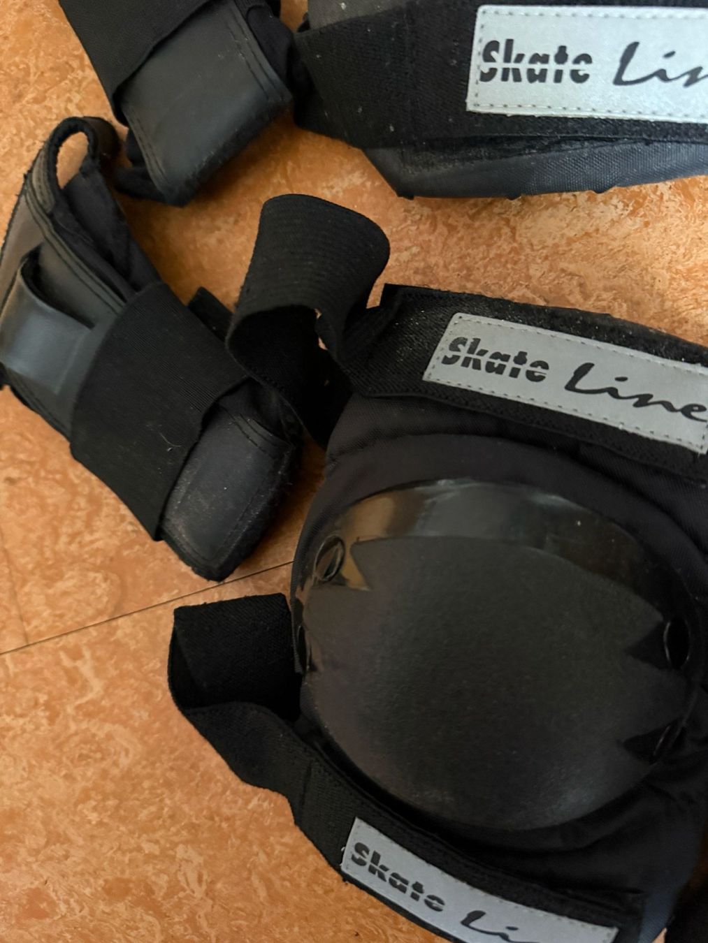 Inline-Skating & Rollschuhe: Inlineskates/Rollschuhe – Gebraucht aus Flawil von Stella_3 8