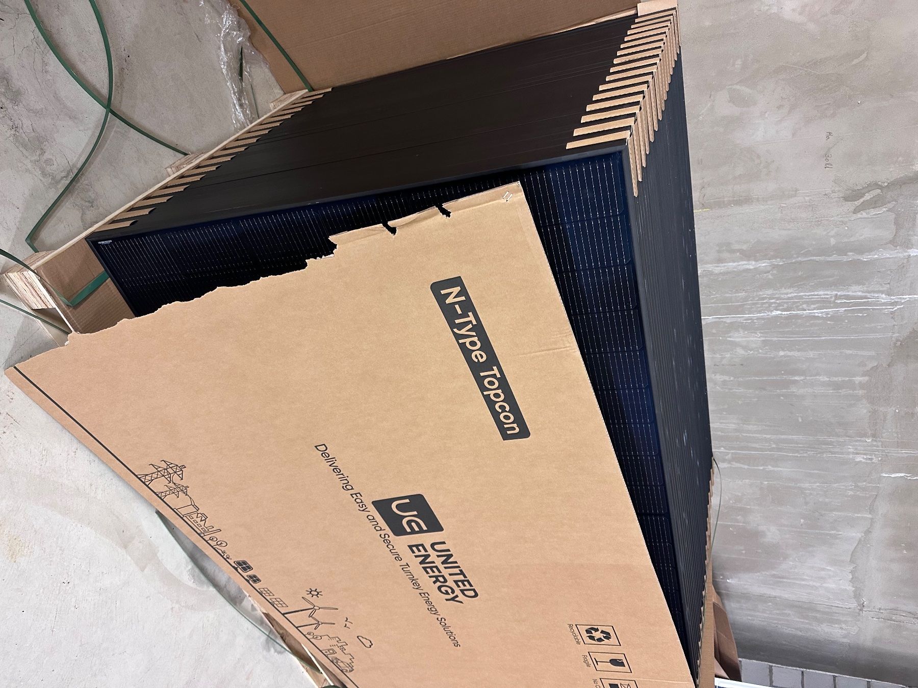 Dispositivi a energia solare: Solarmodul 460W N-Type TopCon - Neu & originalverpackt – Nuovo e nell'imballaggio originale da Recherswil venduto da elmesolo 1