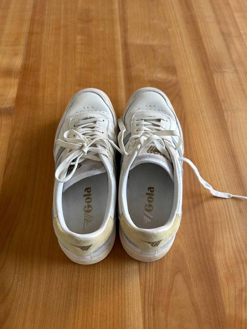 Scarpe da donna: Gola Sneakers hell – Usato da Schliern b. Köniz venduto da mar_6wsv 2