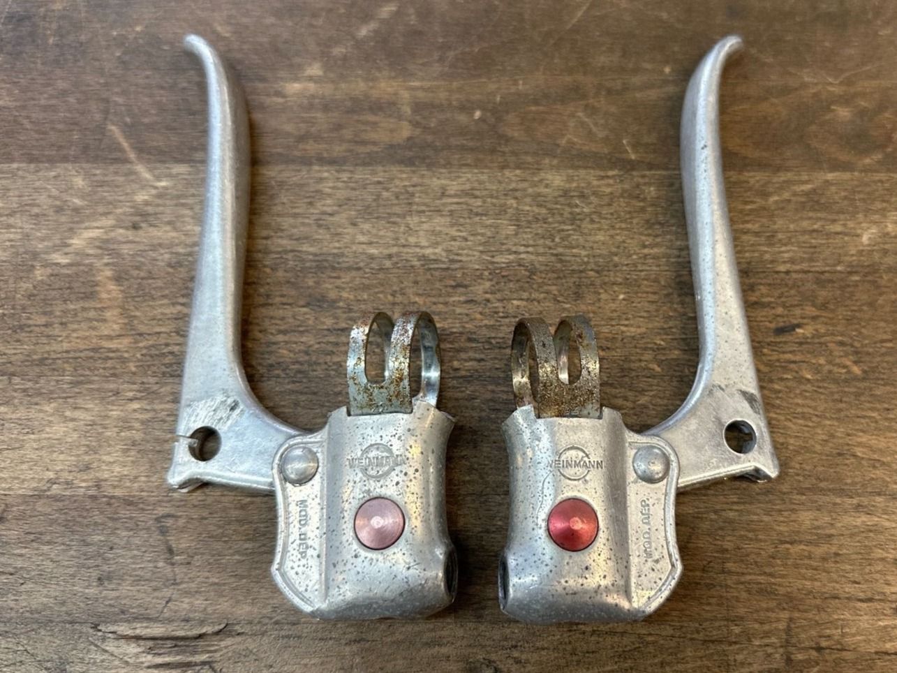 Pezzi di ricambio: Weinmann Vintage Bremshebelpaar – Usato da Basel venduto da BICICLETTISTA
