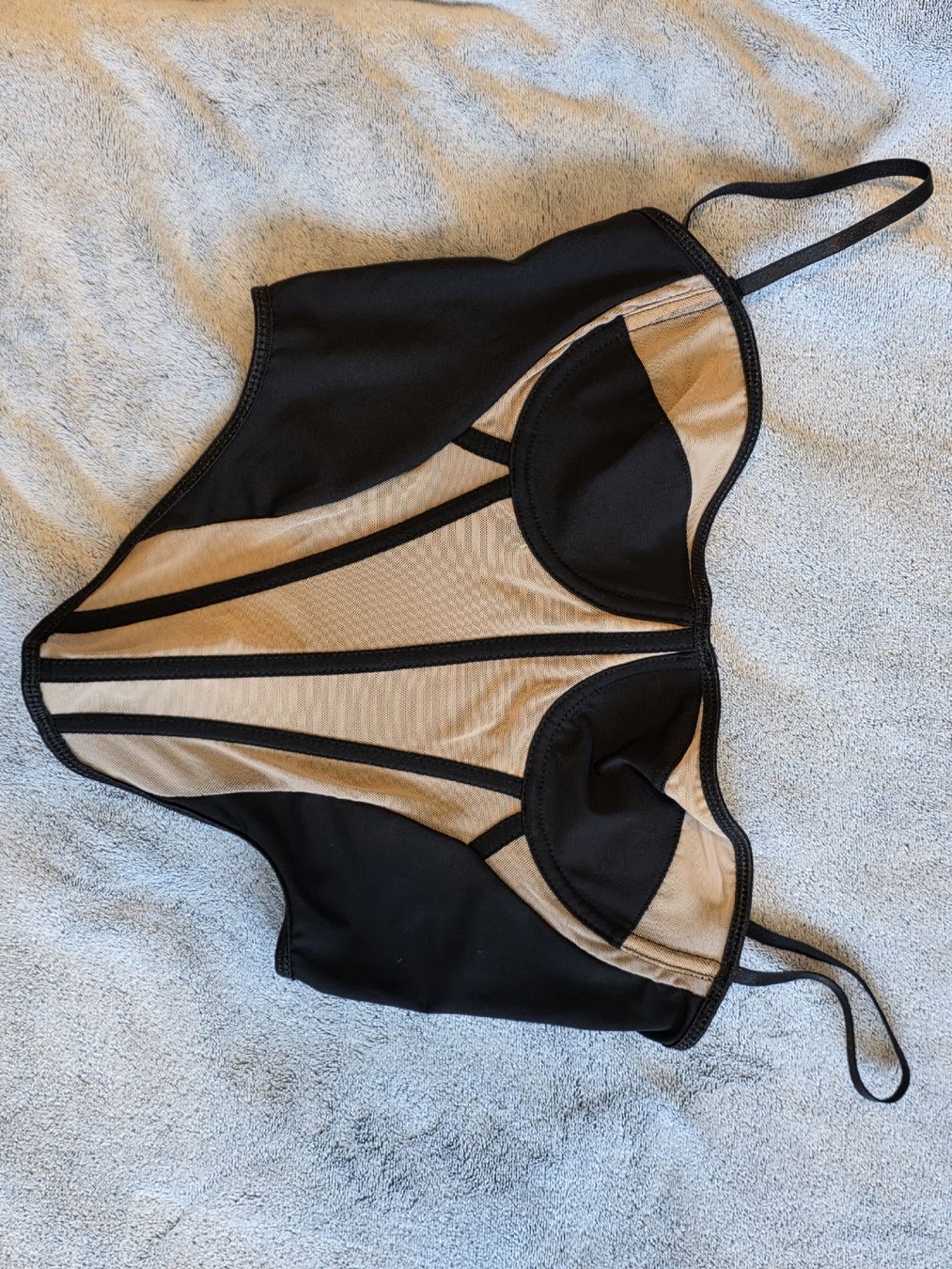 Top: Shein Body, schwarz/beige, Gr. M – Nuovo e nell'imballaggio originale da St Gallen venduto da vir_5kgt