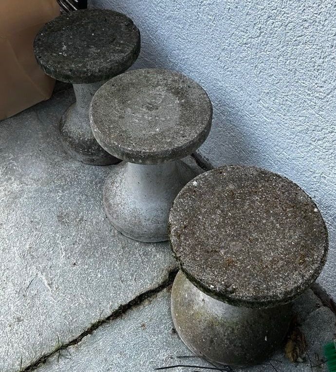 Sgabelli: Vintage Pilzhocker Beton – Usato da Zürich venduto da starch.studio 3