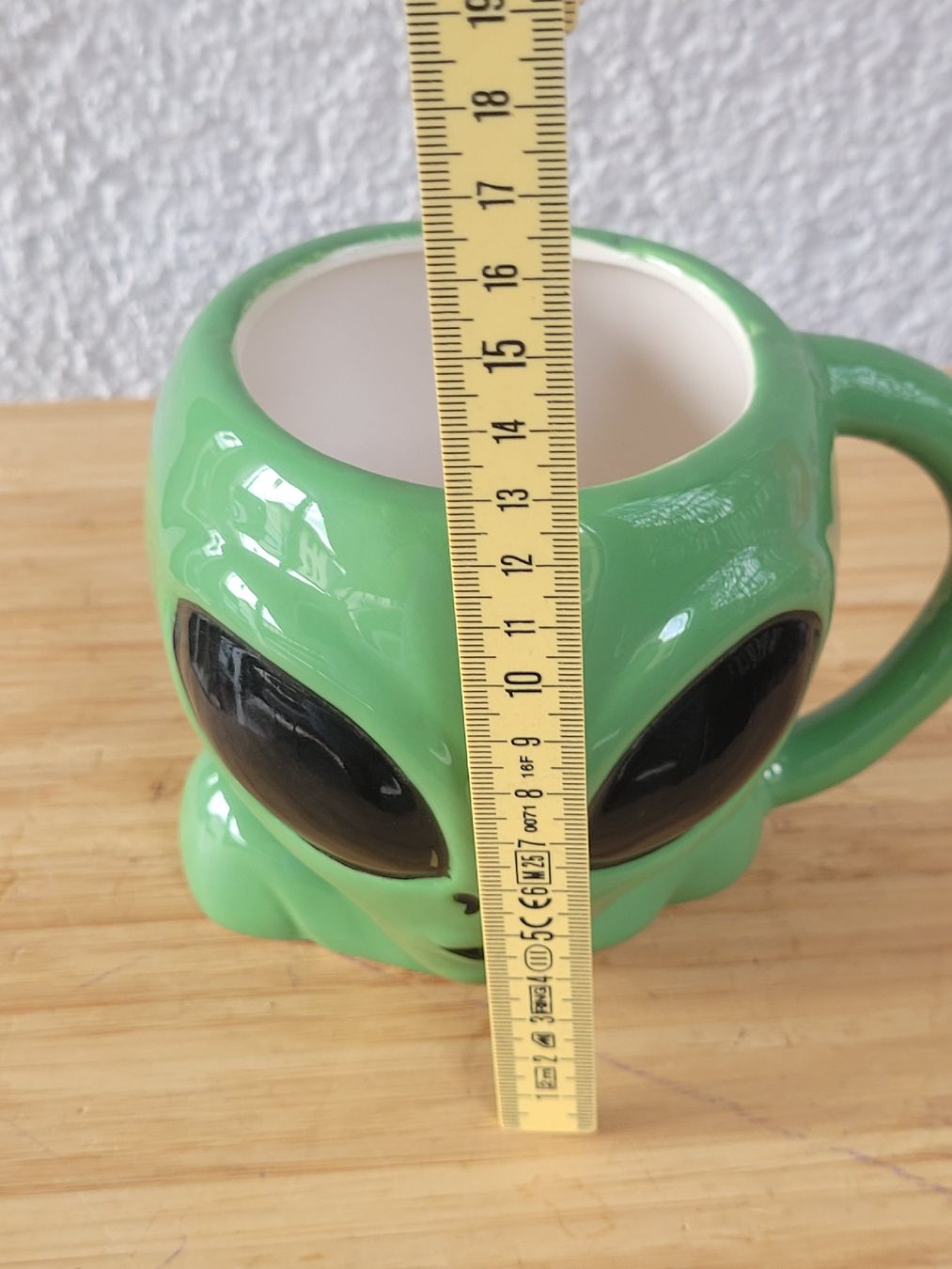 Tazze: Mug Sammeltasse Alien Keramik  – Usato da Buttikon SZ venduto da Renco 4