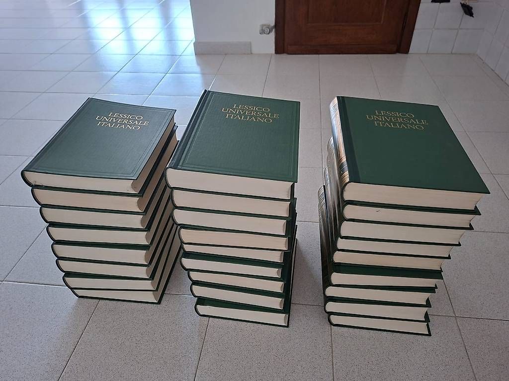 Bücher: Enciclopedia  – Gebraucht aus Contra von Damiantico