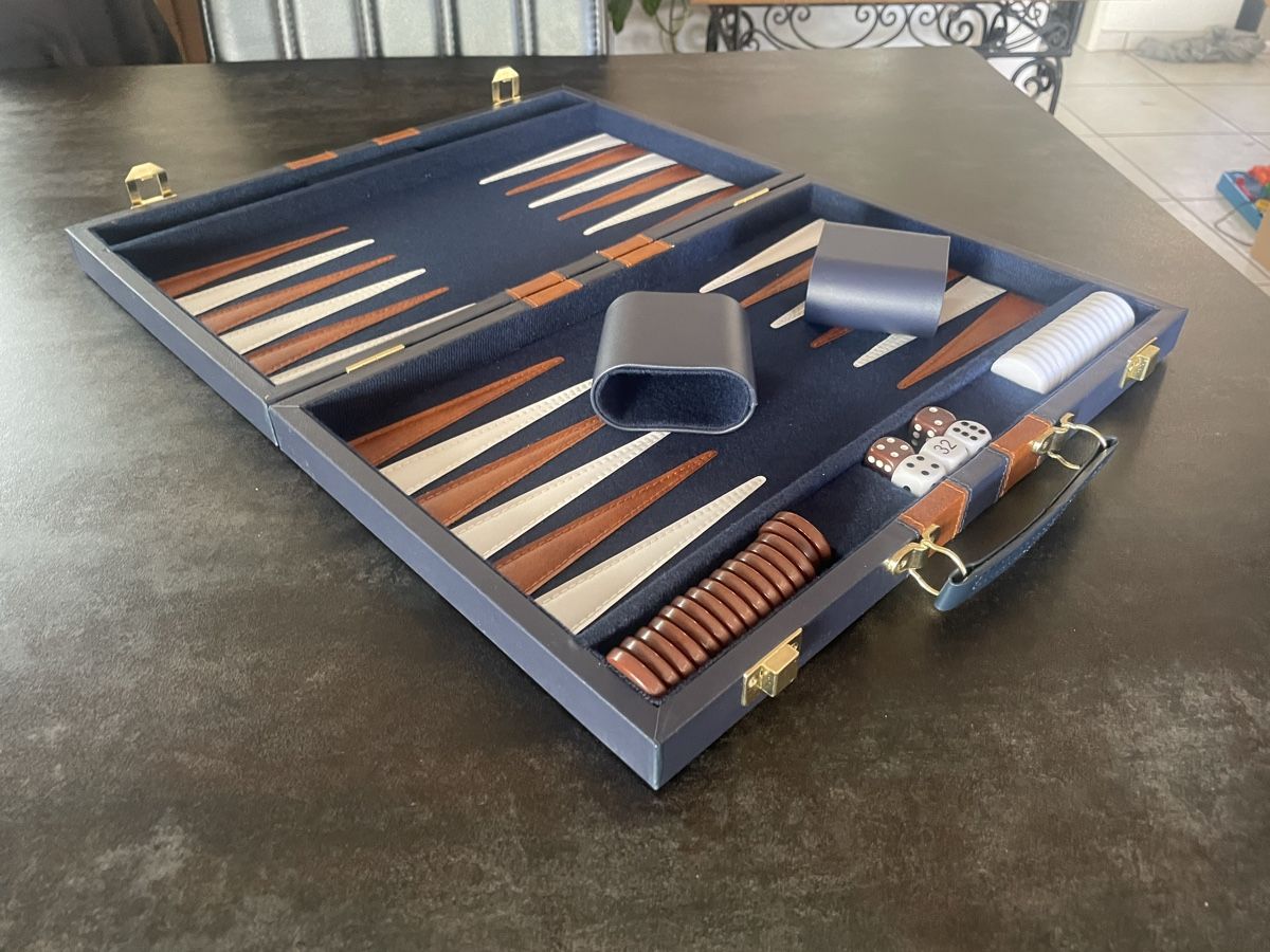 Giochi: Ancien Coffret de Jeu de Backgammon – Usato da Vallamand venduto da Bricbracbroc82 1