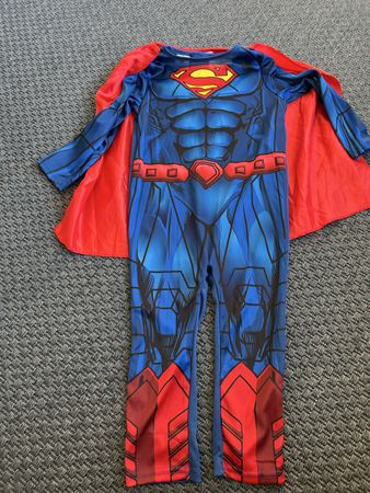 Superman Costume With Cape - Great for Carnival or Halloween