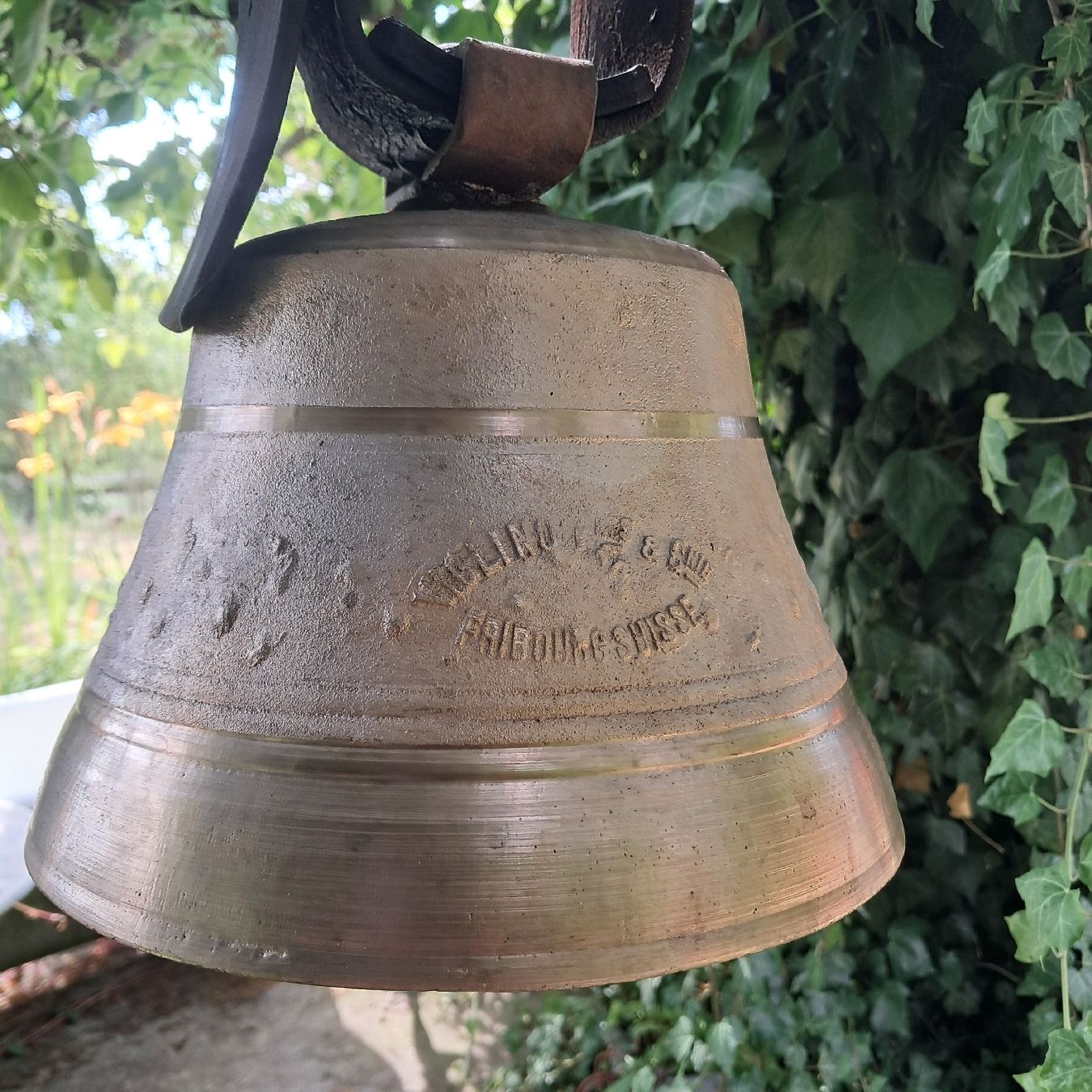 Glocken & Treicheln: GUTE ALTE VIGLINO FREIBURG  – Gebraucht aus Murten von SHETHOF 6