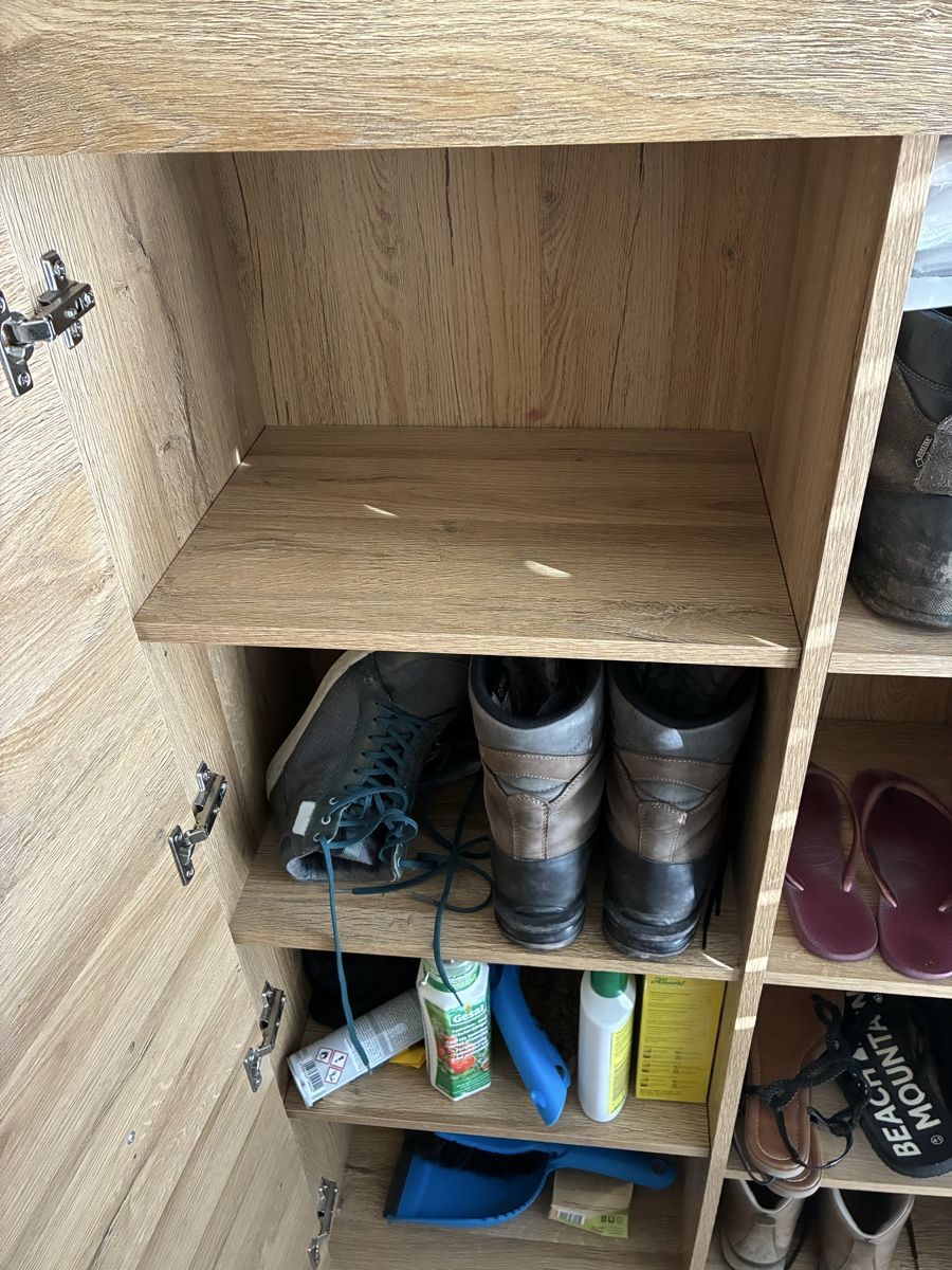 Armadi: Schrank Holzoptik – Usato da Biel/Bienne venduto da M4R4Nd 2