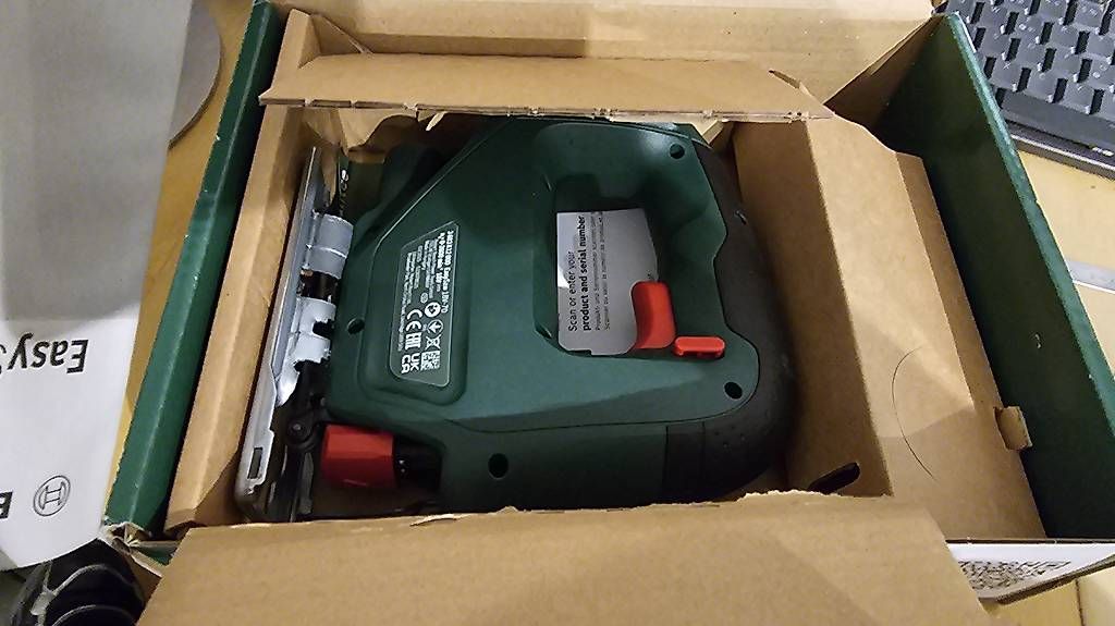 Tutti gli attrezzi: Bosch EasySaw 18V-70 + GARANTIE 2ANS – Usato da Cheseaux-Lausanne venduto da Ricard_D-eau 1