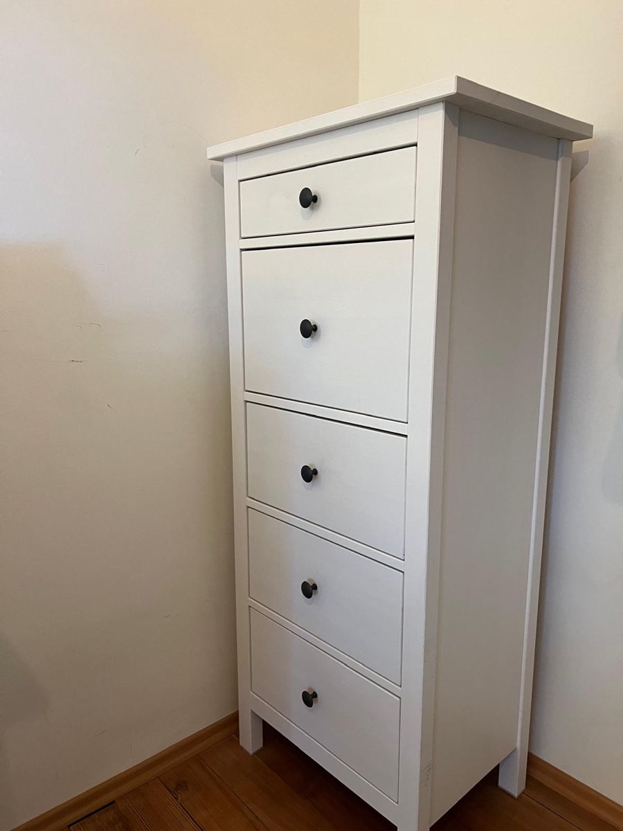Armoires: Hoher Ikea Schrank  – D'occasion à Thierachern par JC_03 2