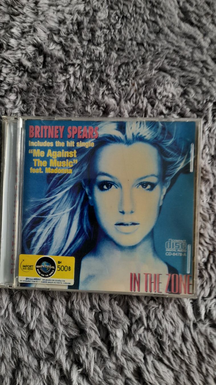 CDs: BRITNEY SPEARS    IN THE ZONE   CD – Gebraucht aus Wetzikon ZH von