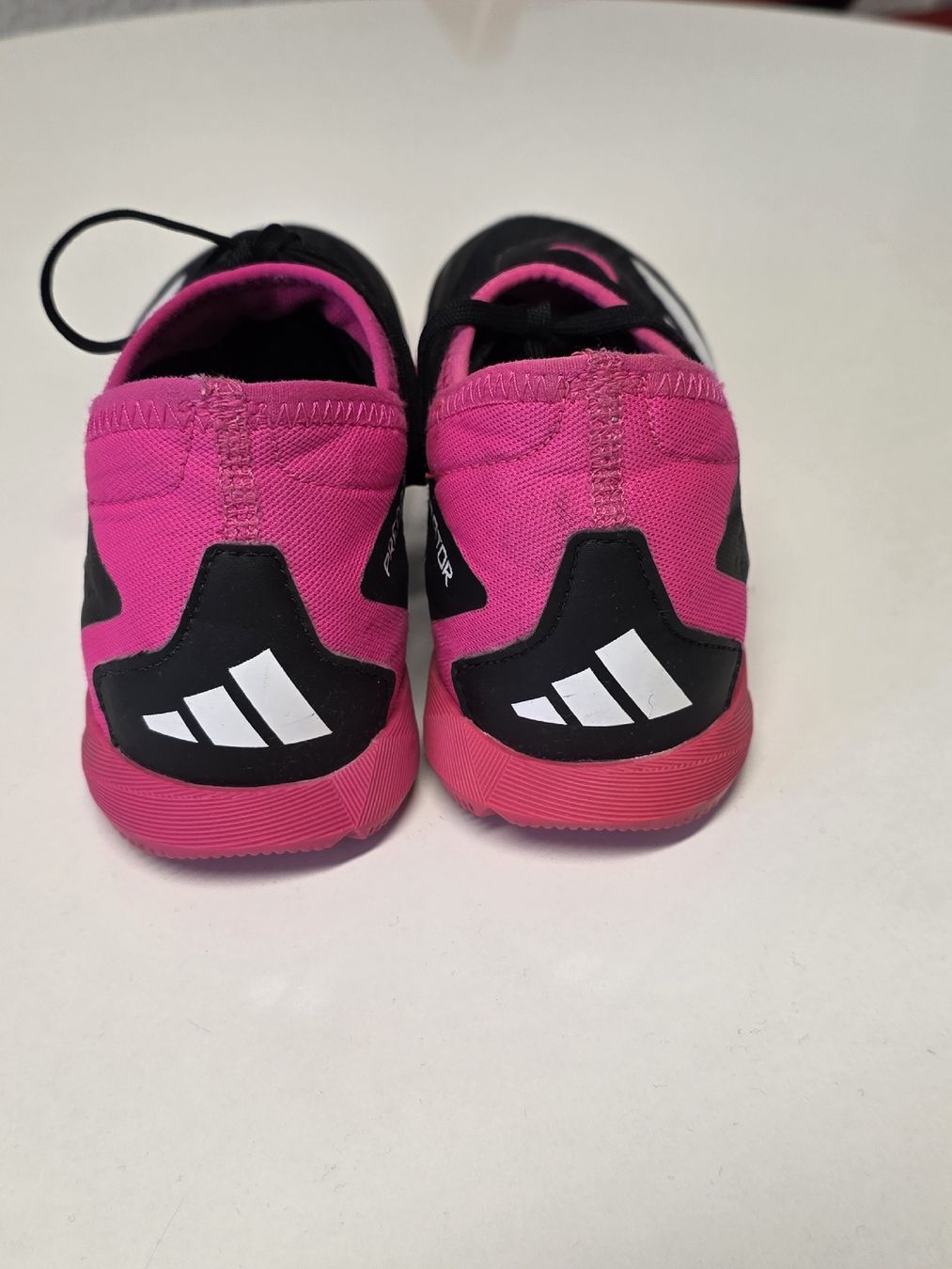 Adidas Scarpe da uomo: Adidas Predator Hallenschuhe Nr.34 – Usato da Suhr venduto da MrvicaAG 3