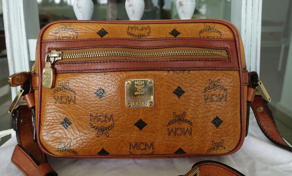 Original MCM Crossbody Bag Vintage Kaufen auf Ricardo