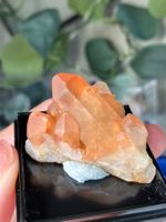 Tangerine Quarz-Cluster