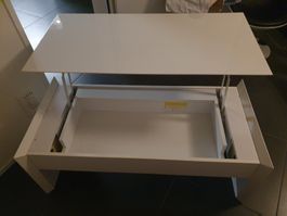 Aufklappbarer Sofatisch