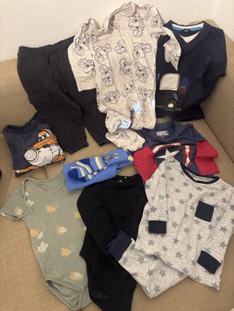 Kleiderpaket Gr.86 ( ganz oder Einzelstück)