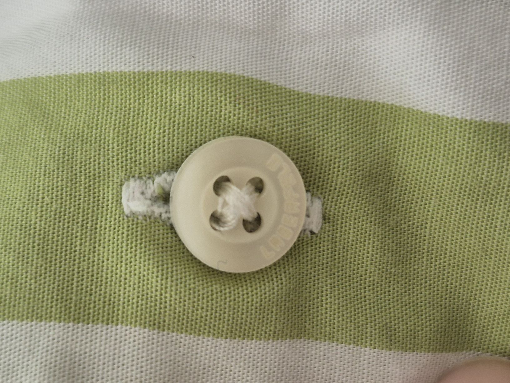 Camicie: Chemise LAGERFELD rayée vert et blanc taille 42 – Usato da St-Pierre-Clages venduto da _RV 2