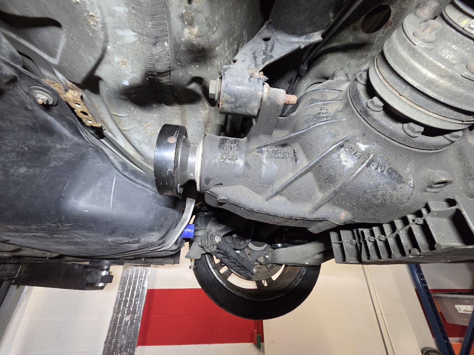 BMW Tutti pezzi di ricambio auto: pont arrière m3 e92 – Usato da Eclépens venduto da raf_f8vs 2