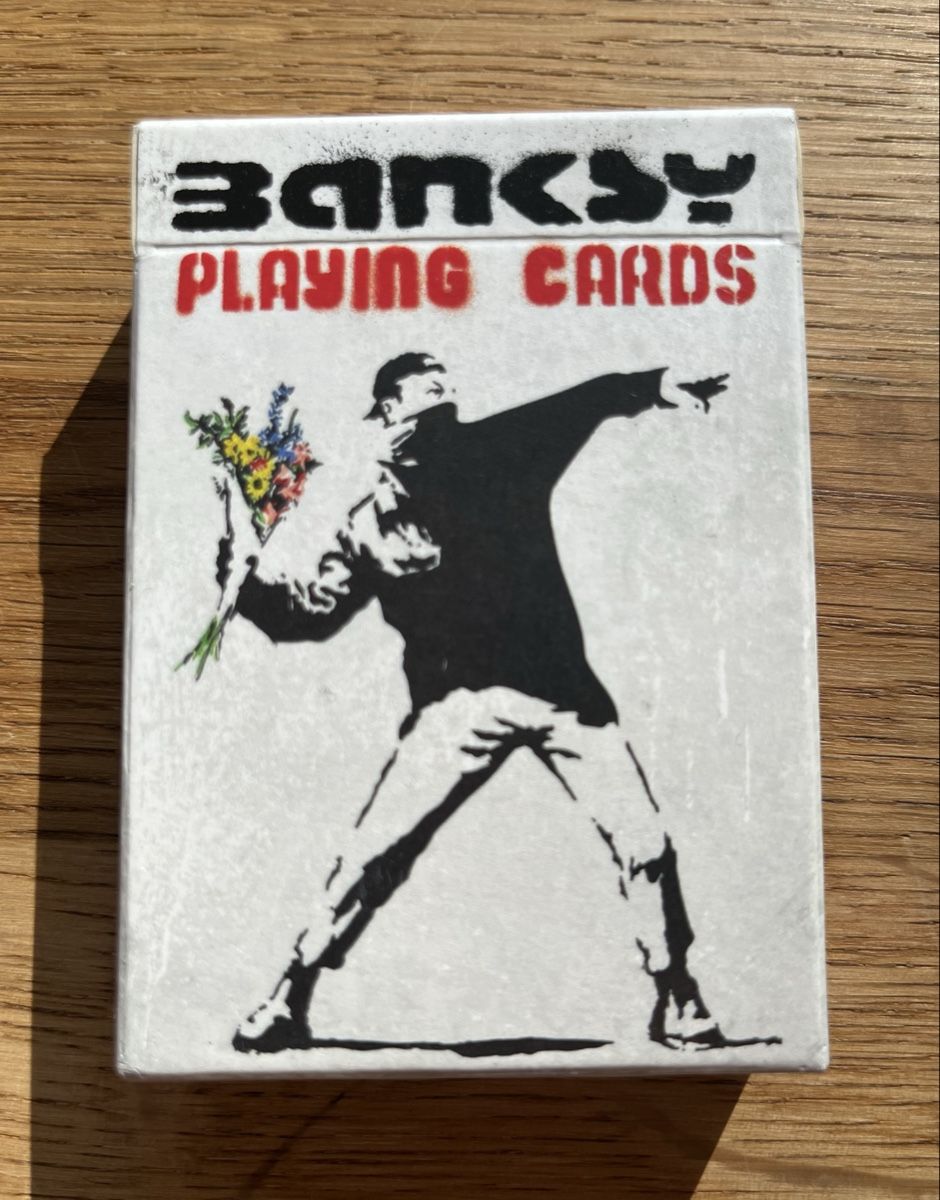 Giochi: Banksy Playing Cards / Spielkarten – Nuovo (secondo la descrizione) da Sursee venduto da abcdxyz