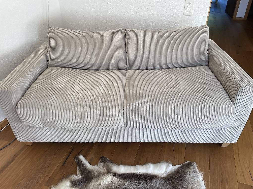 Sofas: canapé convertible couchage 140cm – D'occasion à Morgins par cwa_69qr