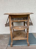 Antiker orientalischer Tisch