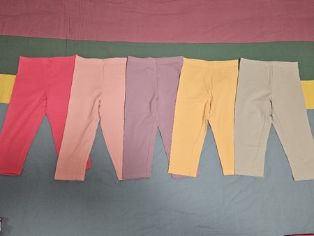 5 H&M Capri Leggings Gr. 128 ungetragen!