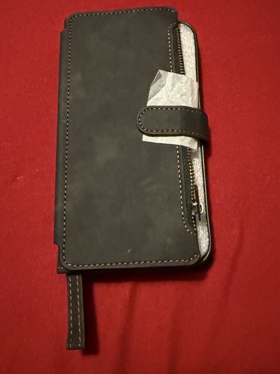 Coques & Protection écran: iPhone 14 Pro Max Wallet Case Black NEW 16.5cm x 8.5cm – Neuf (Voir description) à Basel par Cora3 3