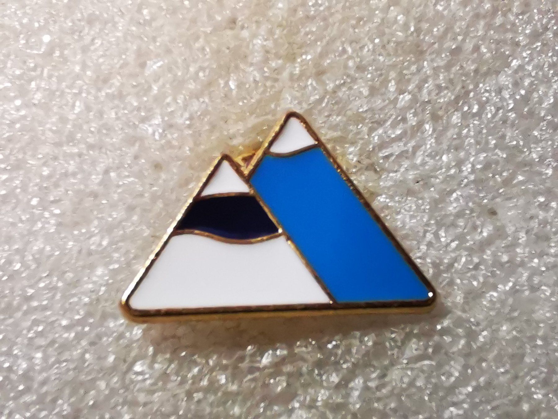 Placchette & Badge: Ansteckpin 55: Berge – Usato da Oppligen venduto da Pin-Fall-Shop