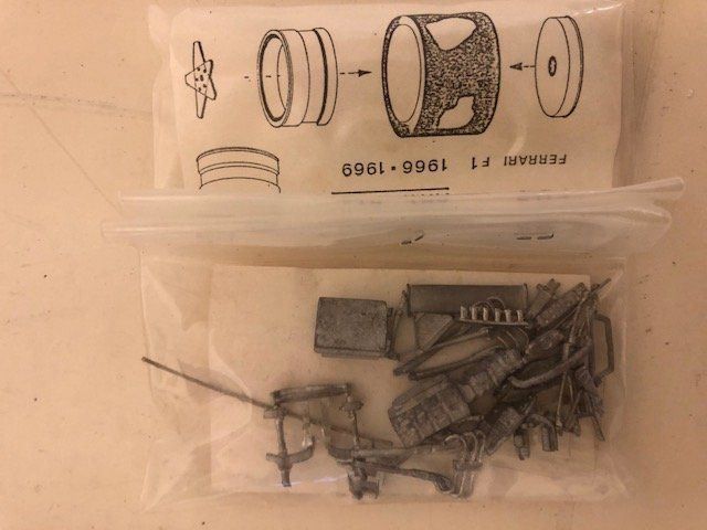 Ferrari Modellini d'auto: FDS-Kit Ferrari 1/43 – Nuovo (secondo la descrizione) da Muttenz venduto da Gucci2005 7