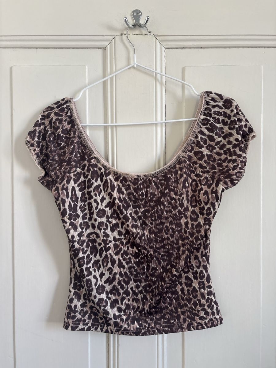 Shein Top: Y2K Shein Leopard Print Top - Size M – Usato da Zollikon venduto da ely.p 2