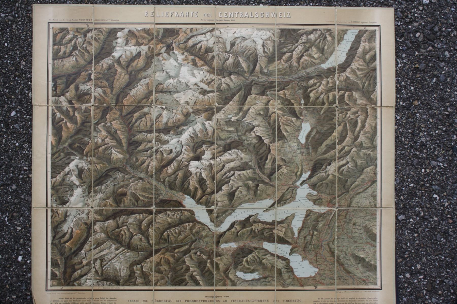 Cartine & Atlanti: RELIEF KARTE DER CENTRAL SCHWEIZ,1880 – Usato da Guensberg venduto da Herzaktion 1