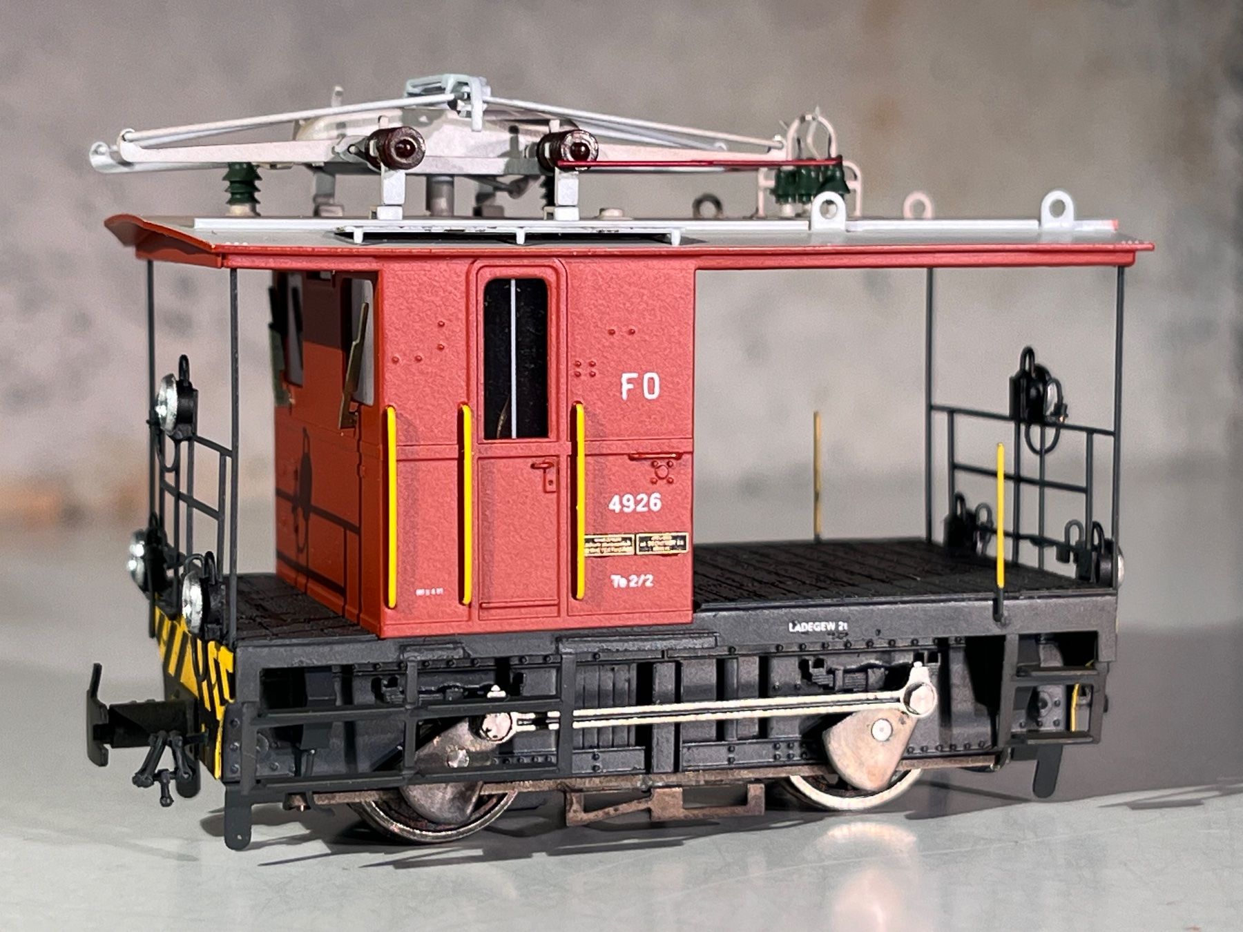 Ferro-suisse Modelleisenbahnen: Ferro Suisse Traktor HOm FO Te 2/2 4926 – Neu (gemäss Beschreibung) aus Baar von Mgrizzly